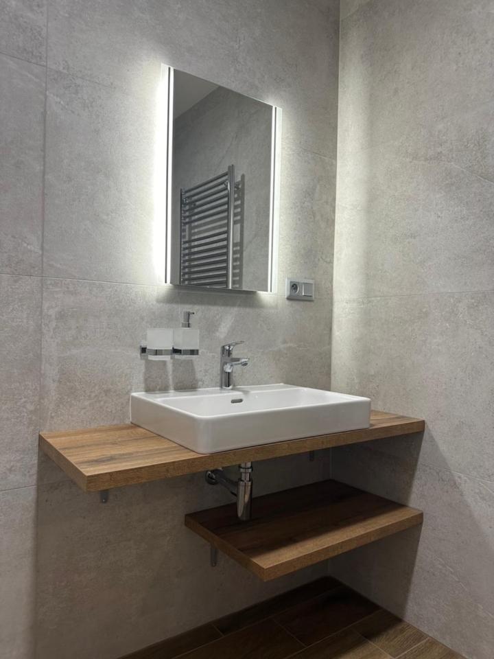 U Klasku 2 - Santovka Living Apartment *